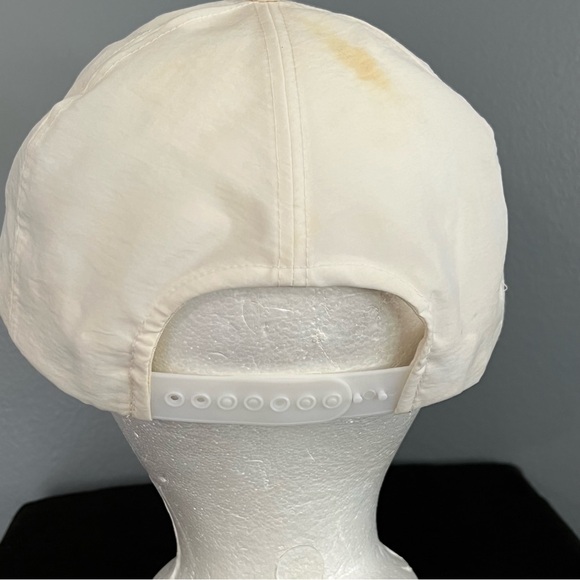 Vintage Cadillac White Hat Snapback Rope Red Hat Cap - Picture 6 of 9